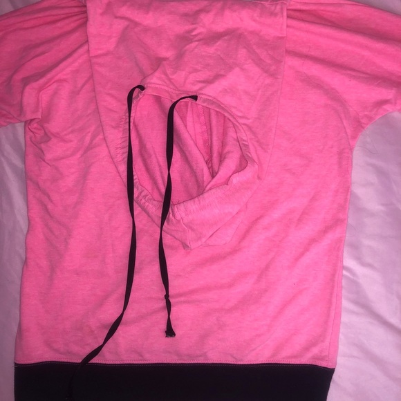 sweater - Picture 3 of 3